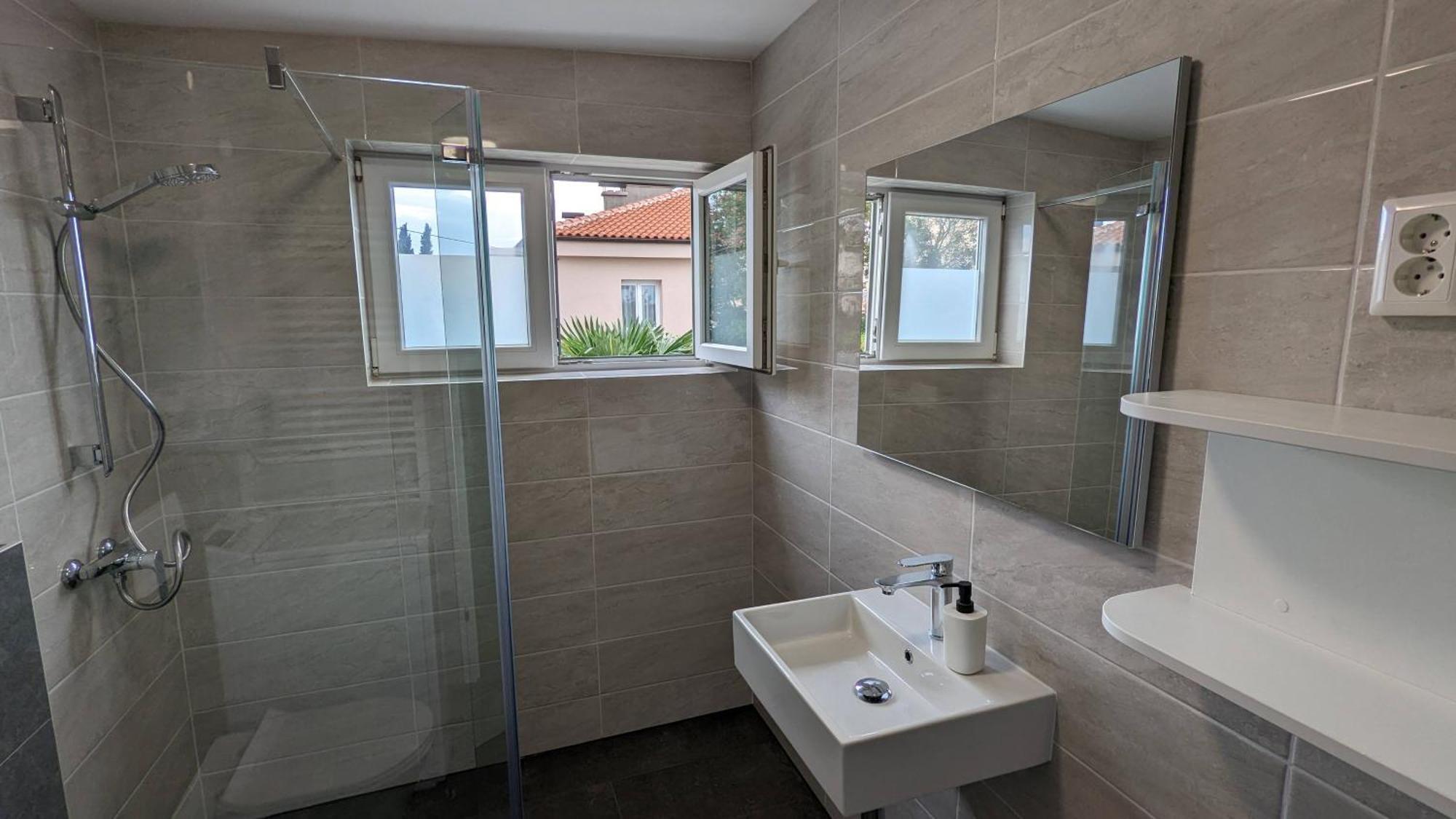 Apartments Kety - Central Heating Crikvenica Oda fotoğraf