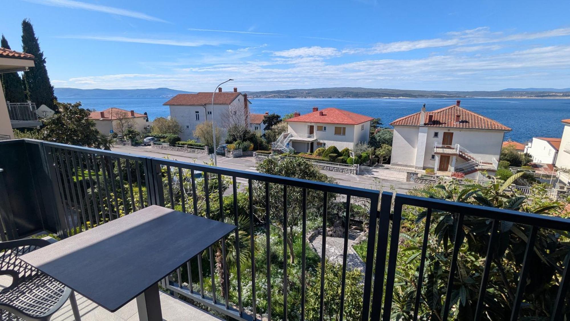 Apartments Kety - Central Heating Crikvenica Oda fotoğraf