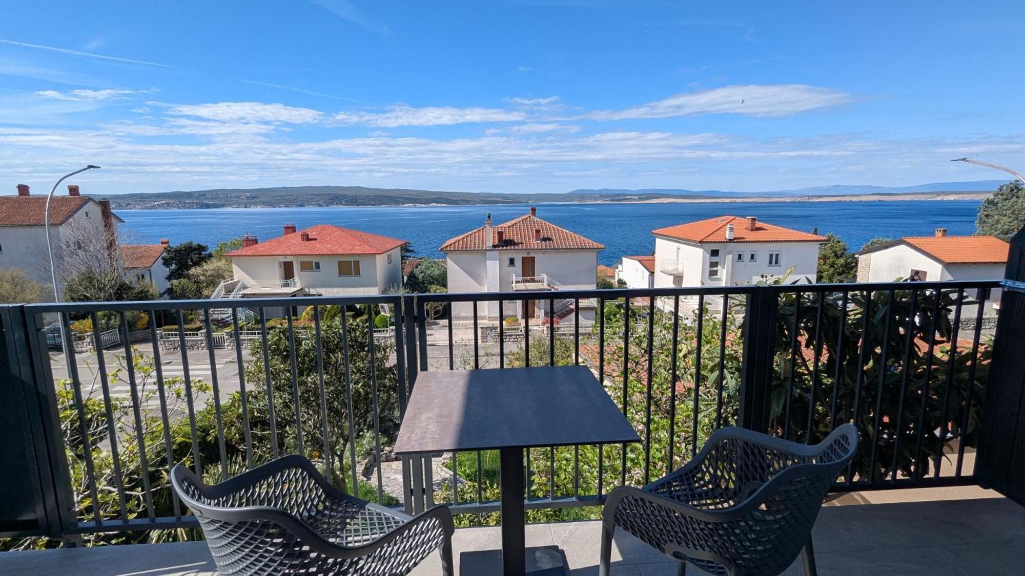 Apartments Kety - Central Heating Crikvenica Oda fotoğraf